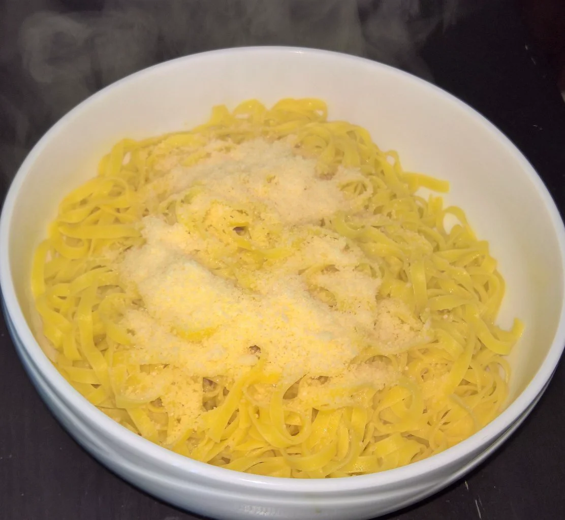 Tagliatelle all'uovo all'occhio di bue